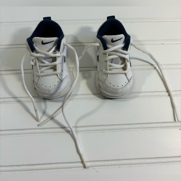 Nike Baby Infant Shoes Sneakers White Blue Size 3C Tie Athletic - Picture 15 of 16